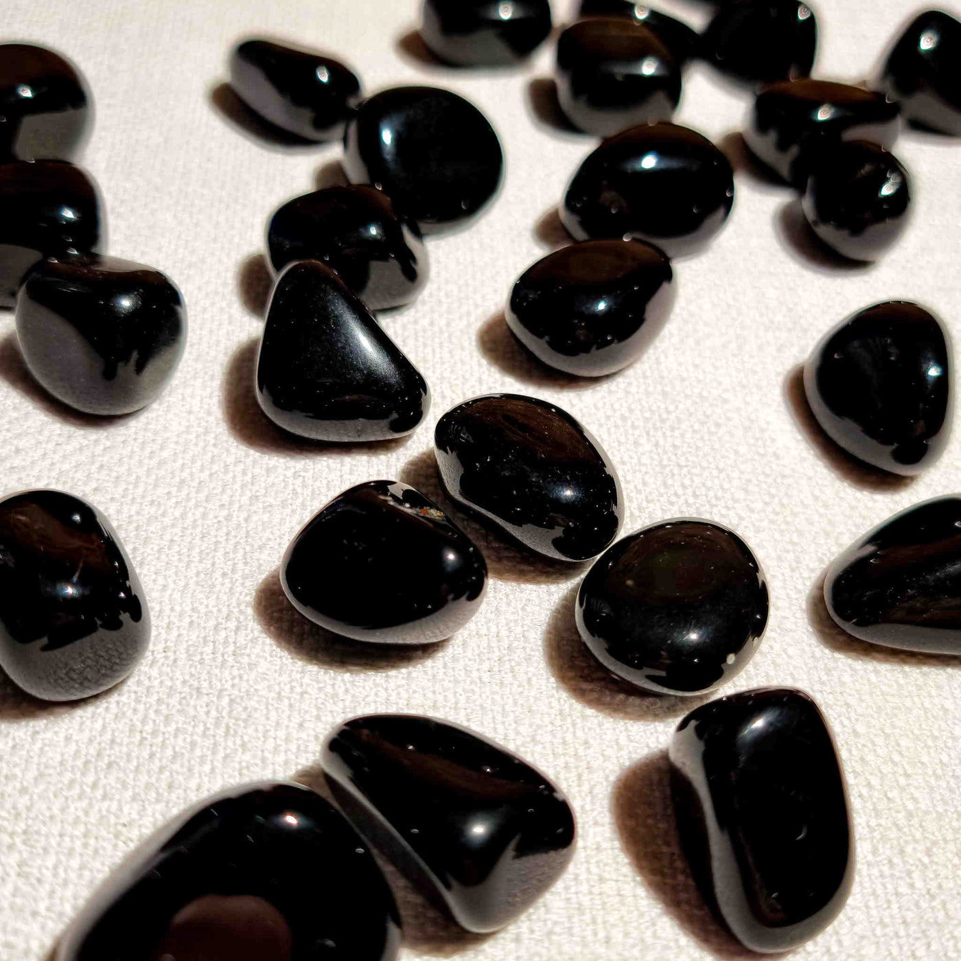 Black Obsidian Tumbled Stone
